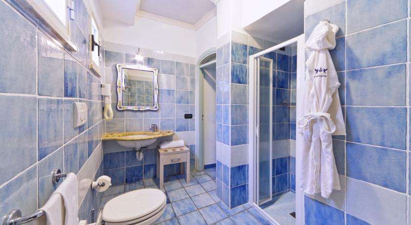 Hotel il Gattopardo - mese di Febbraio - bagno camera 2